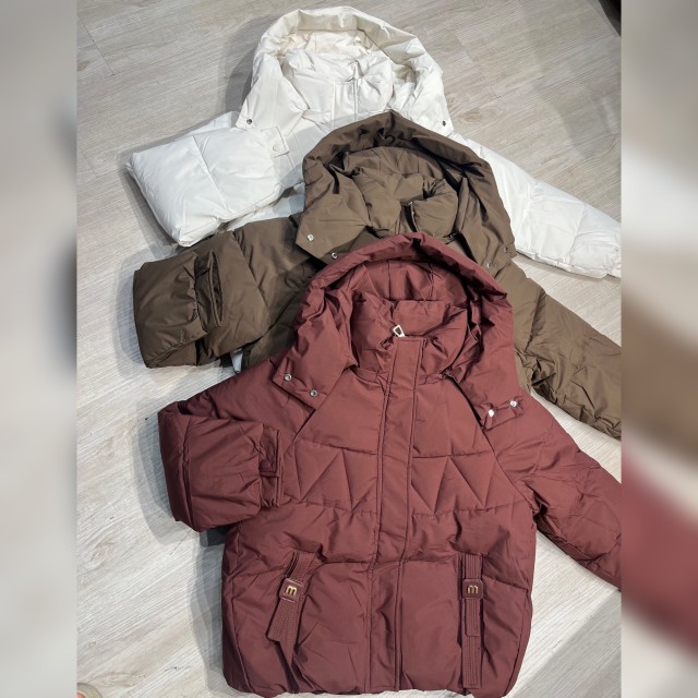 کاپشن میو میو