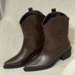 نیم بوت کابوی