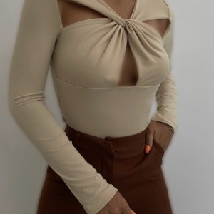 بلوز جلو باز