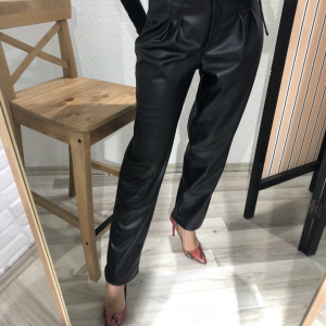 شلوار چرم کمردار