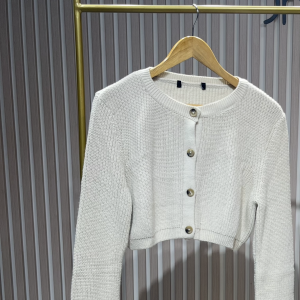 بافت دکمه یقه گرد