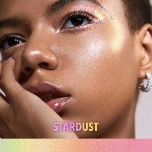 هایلایتر مایع Chroma-Glow Bloom با رنگ STARDUST شیگلم SHEGLAM