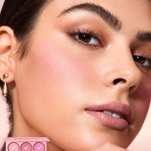 پالت رژگونه FLORAL FLUSH  رنگ Blushing Bouquet شیگلم SHEGLAM