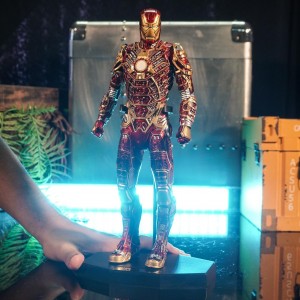 فیگور ironman ایرون من مارک کریزی توی crazytoy