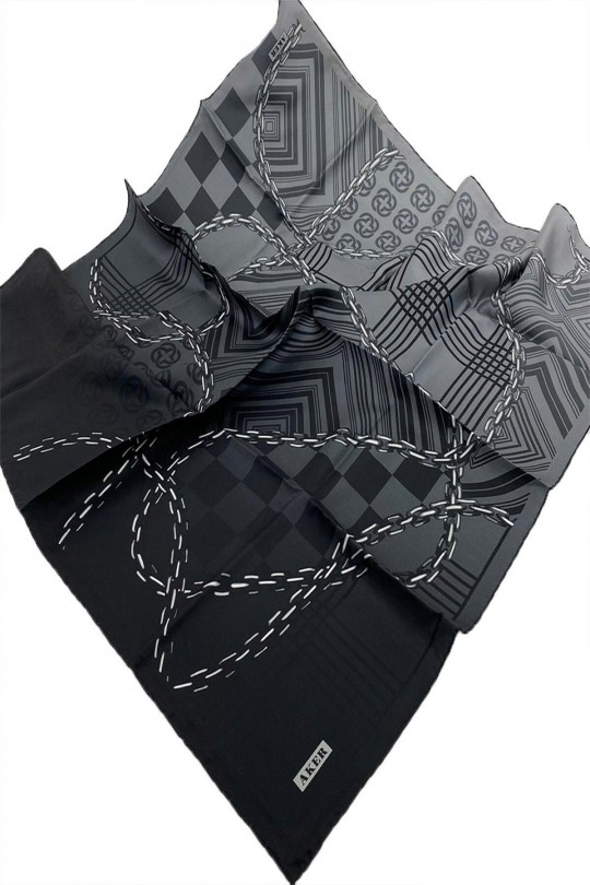 روسری ابریشمی طرحدار مشکی کد 3808556