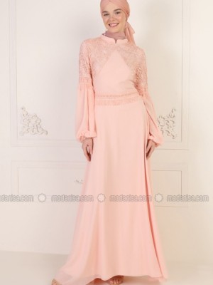 لباس عقد گیپوردار صورتی