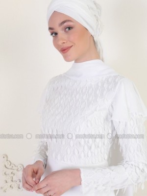 لباس عقد دانتل سفید