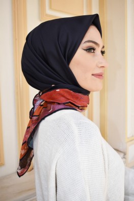 روسری ساده دور طرحدار