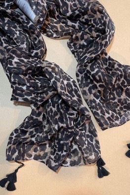 شال اسپرت نخ لنین پلنگی منگوله دار کد 3851998