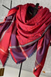روسری پاییزه کشمیر طرح گوچی قرمز