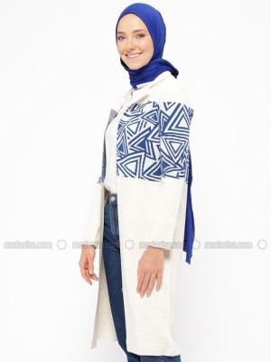 مانتو کتی بافتنی سفید و آبی