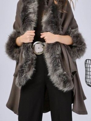 پانچو طوسی خزدار