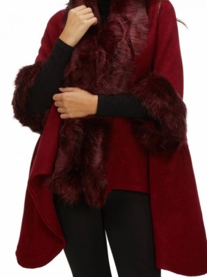 پانچو زرشکی خزدار