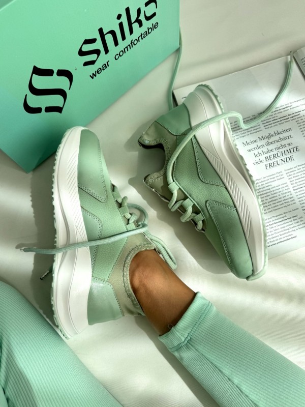 کتونی استرج شرانگ 1818