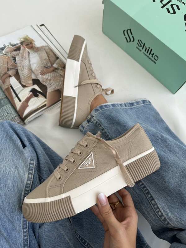 ونس مثلثی 1816