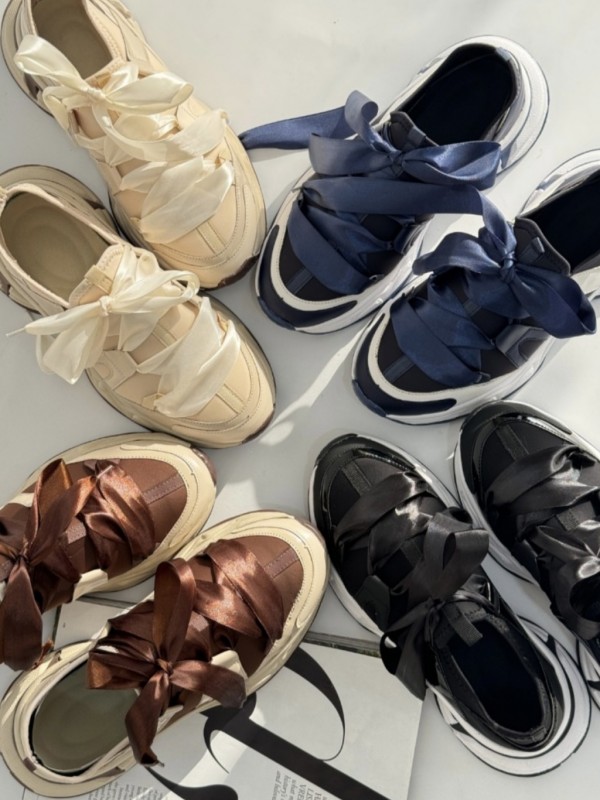 کتونی استرج ربانی 1975