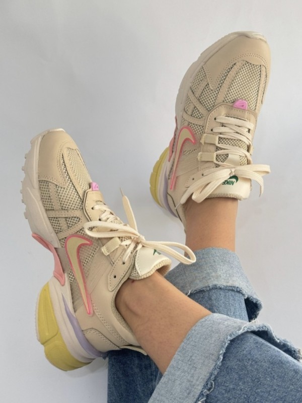 کتونی نایک وی 2149