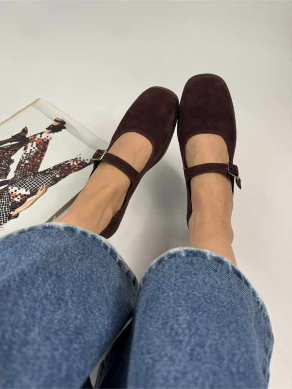 کالج مخملی 2300