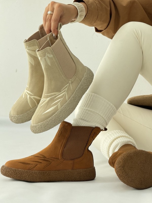 نیم بوت زیره برفی گلدوزی 2321