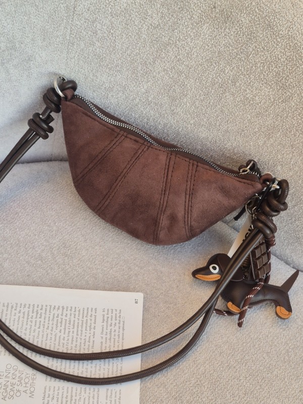 پاسپورتی میو میو آویزدار 3470