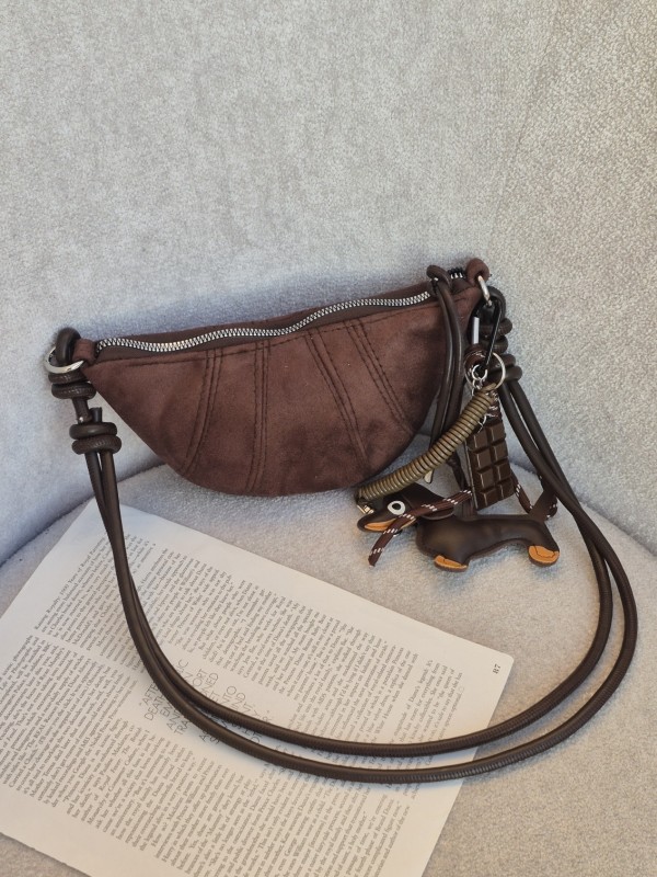 پاسپورتی میو میو آویزدار 3470