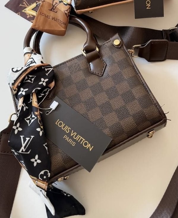 کیف شال دار ال وی 3472