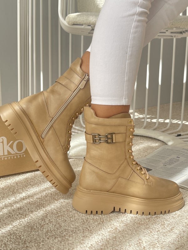 نیم بوت بالنسیاگا 1376