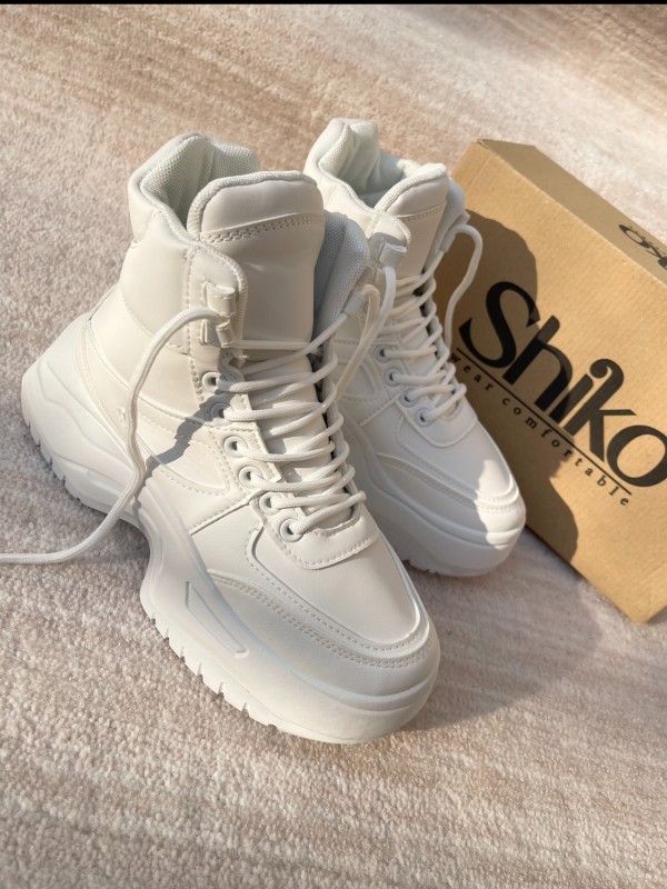 کتونی ال وی بولت 1472