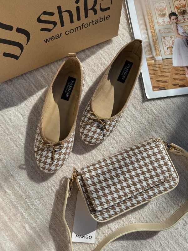 کالج عروسکی پارچه ای 1529