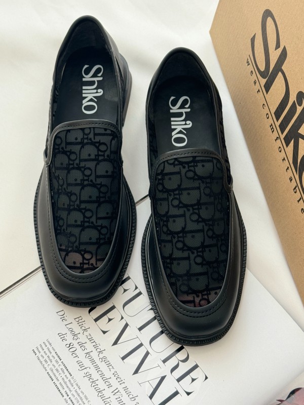 کالج دیور 1668