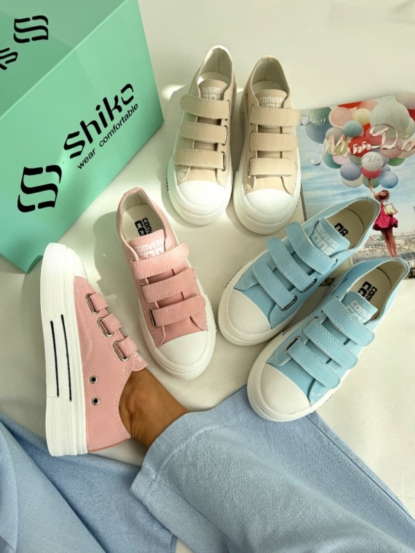 کانورس سه چسب 1819