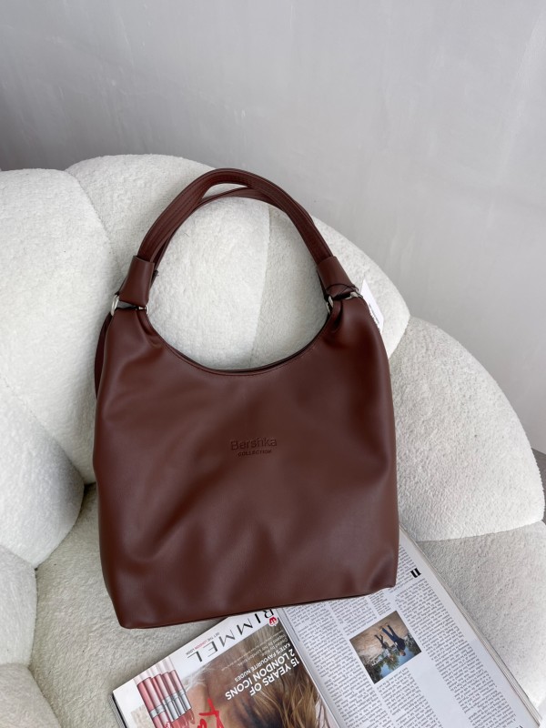 کیف برشکا 3104