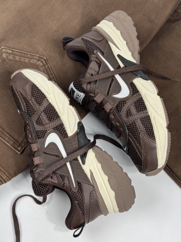 کتونی نایک وی تو کی سمپل 2251