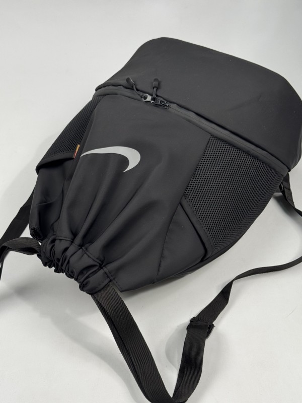 شوز بگ نایک 496