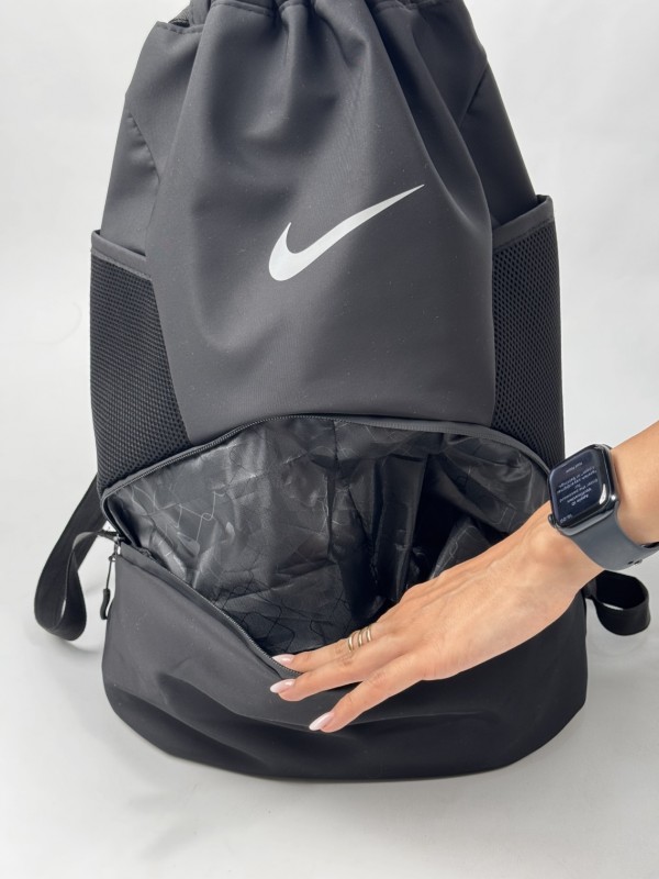 شوز بگ نایک 496