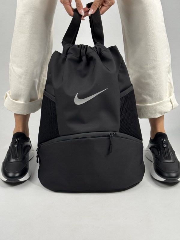 شوز بگ نایک 496