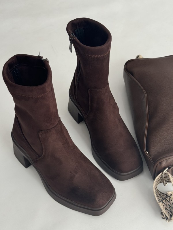 نیم بوت خوکی زیپی پاشنه 2322