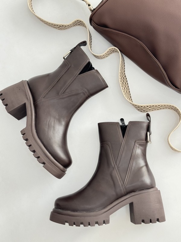 پاشنه یقه وی 2329