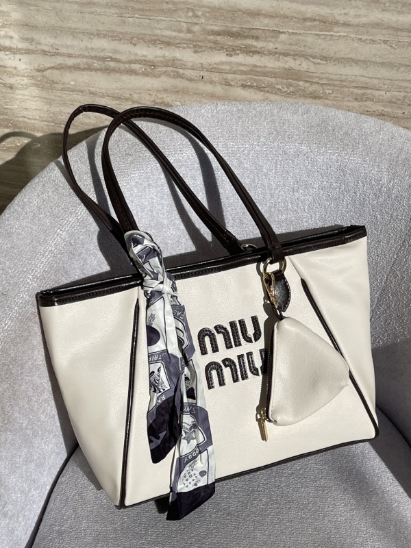 کیف میو میو دستمال دار  3441