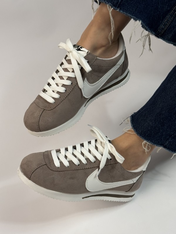 نایک کورتز 1953