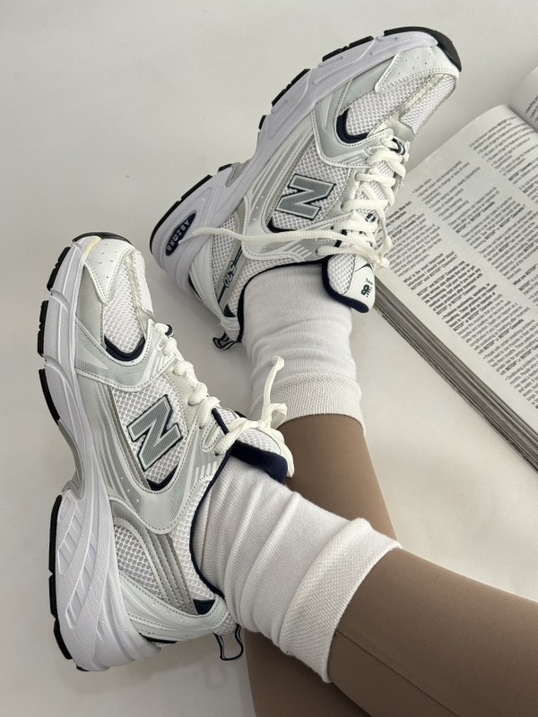 کتونی نیوبالانس 2383