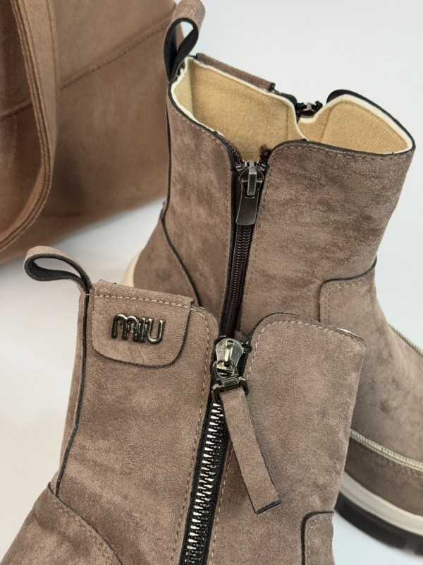 نیم بوت میو سیا 2388