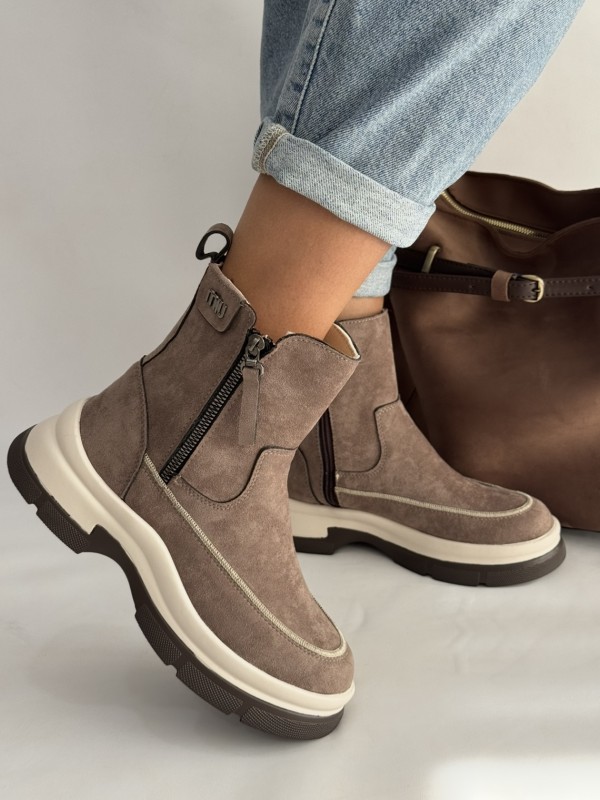 نیم بوت میو سیا 2388