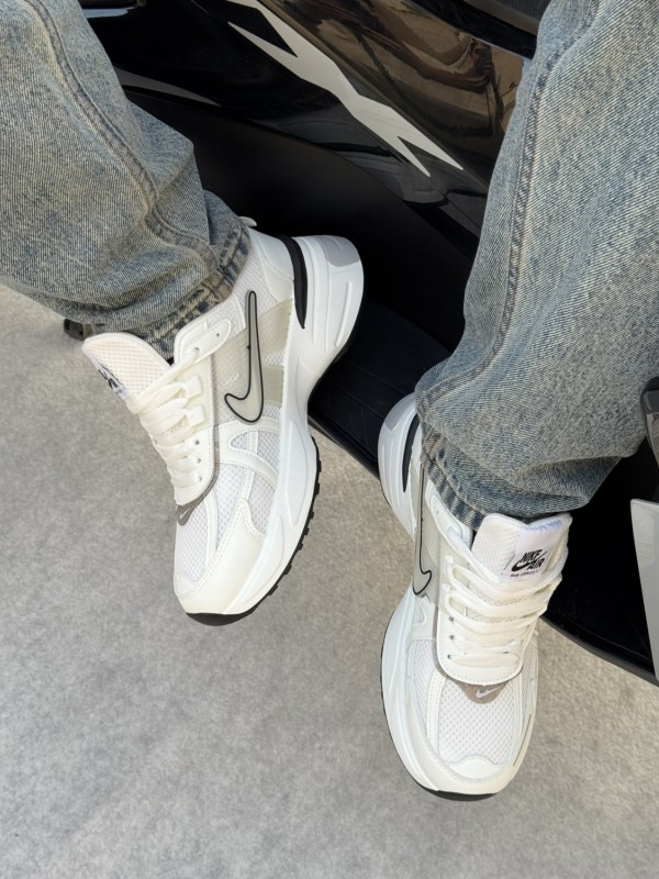 نایک وی تو کی مردانه 2386