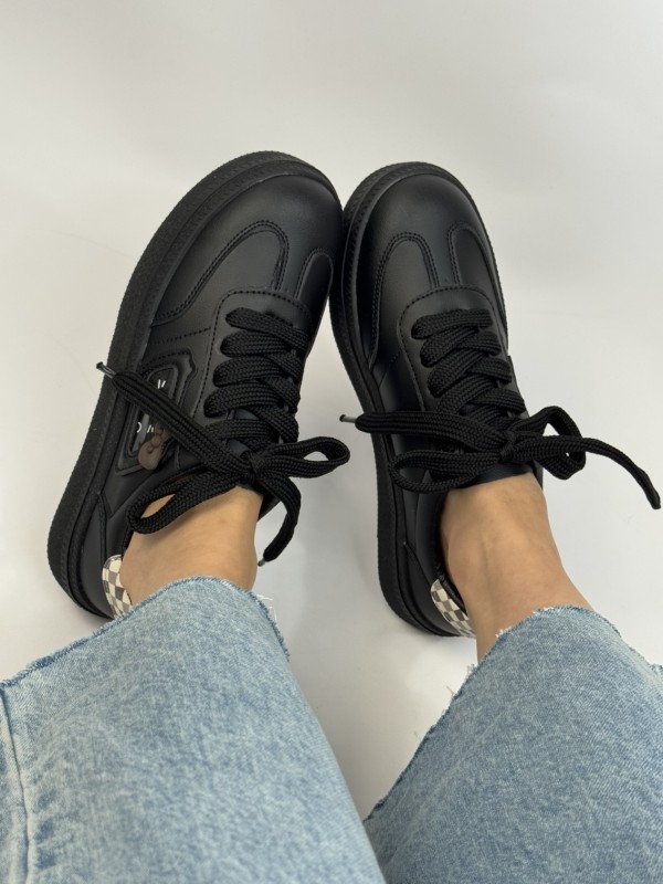 ونس گربه پاپیون 2396