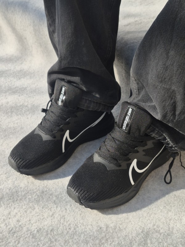 کتونی نایک اسمایل مردانه 2389