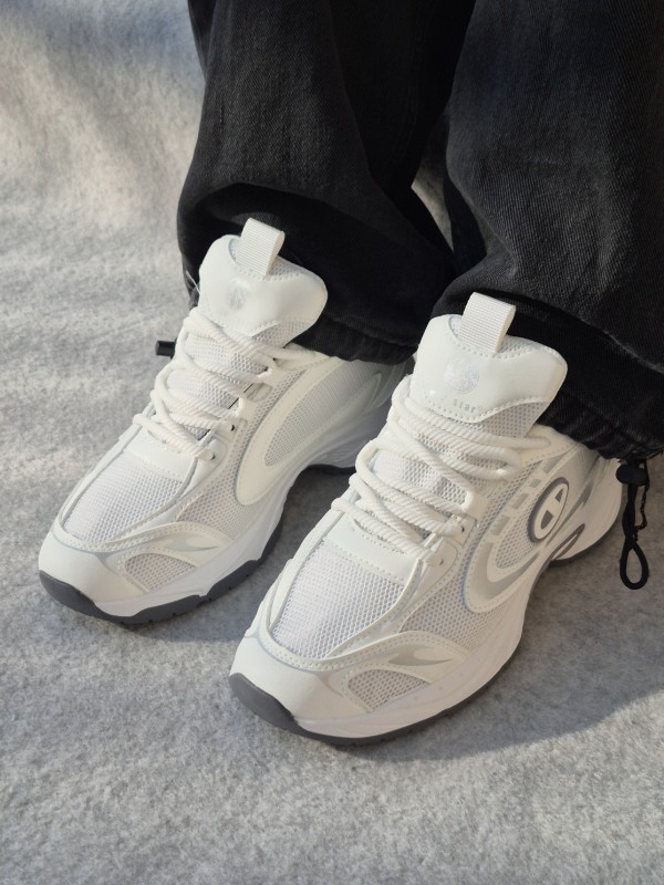 کتونی مردانه چمپیون 8001