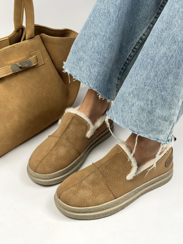 کالج یقه خزدار (506)