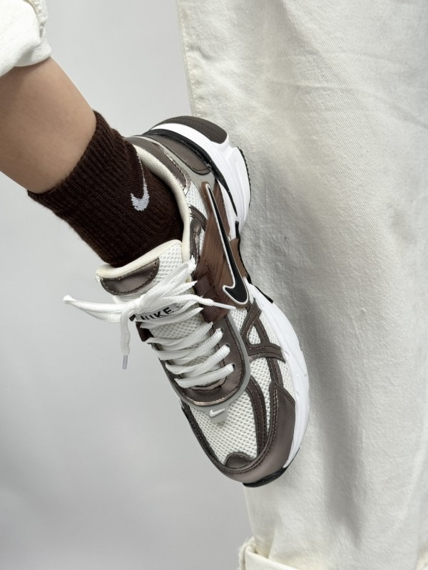 کتونی نایک وی تو کی سمپل 2251