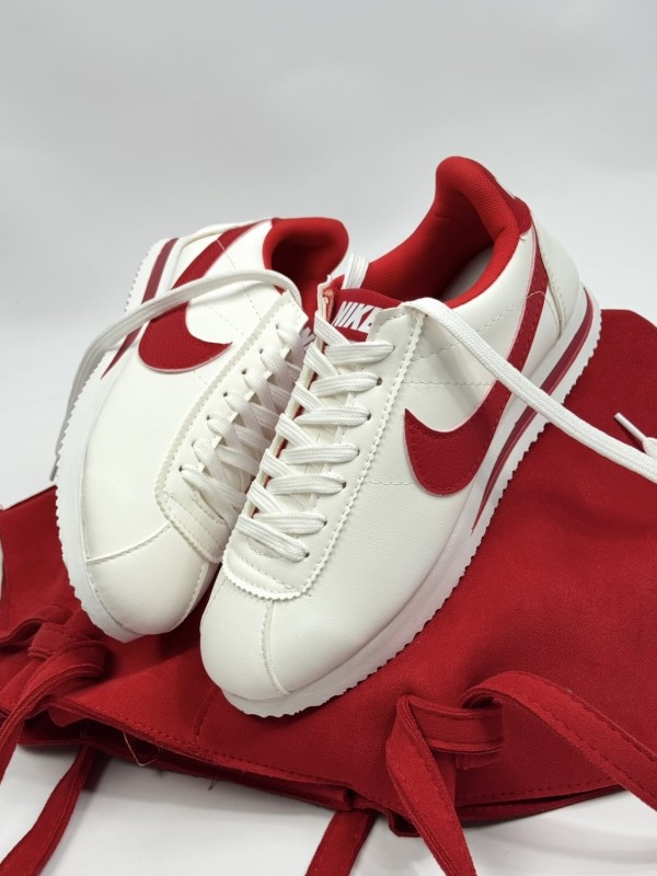 نایک کورتز 1953